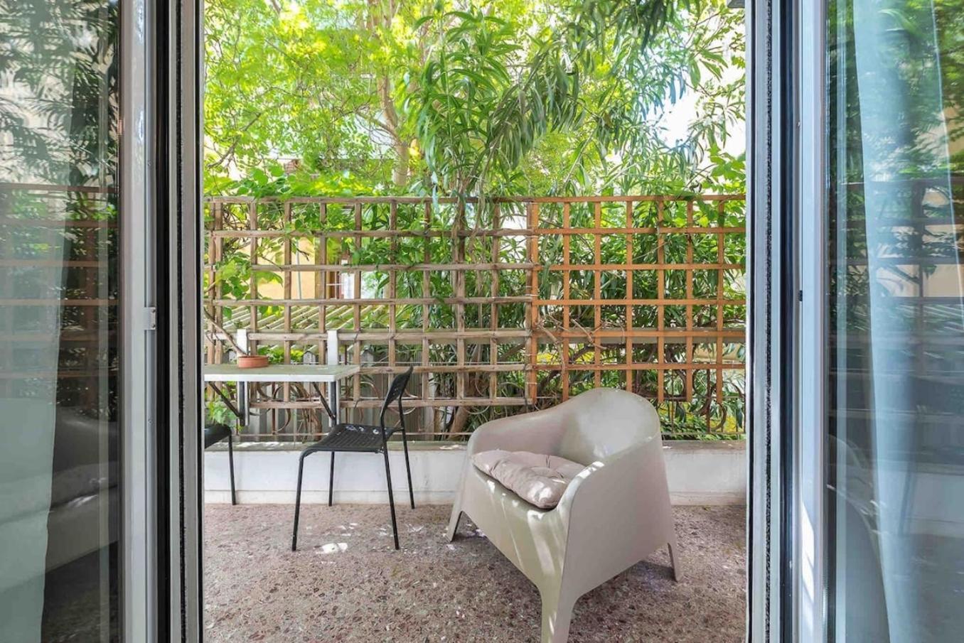 Appartement In The Alimos Marina *